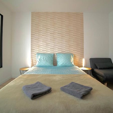 B&B Chez L'Habitant Chambre Privative Sur La Route Des Vins Tv Parking Box Velo Issenheim Zewnętrze zdjęcie