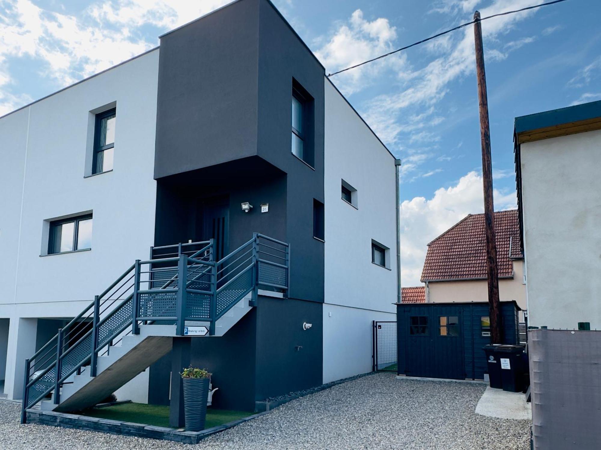 B&B Chez L'Habitant Chambre Privative Sur La Route Des Vins Tv Parking Box Velo Issenheim Zewnętrze zdjęcie